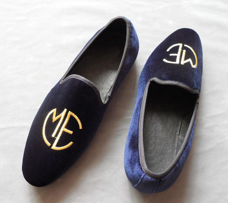 Phong cách thêu đàn ông Blue Suede Loafers, thanh lịch / thời trang Velvet Slip On Giày