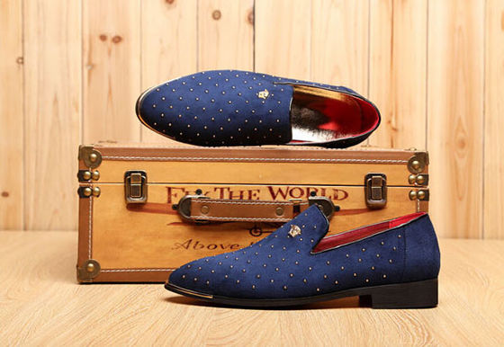 Slip On Men's Casual Shoes Màu xanh / Đen tùy chỉnh với nhang kim loại