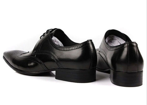 OEM Custom Classic Men Brogue Giày đen / nâu cà phê chạm khắc hoa Oxford giày