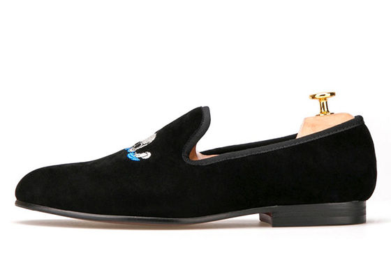 Casual Slipper Mens Velvet Loafers với trang trí thêu hộp sọ tùy chỉnh