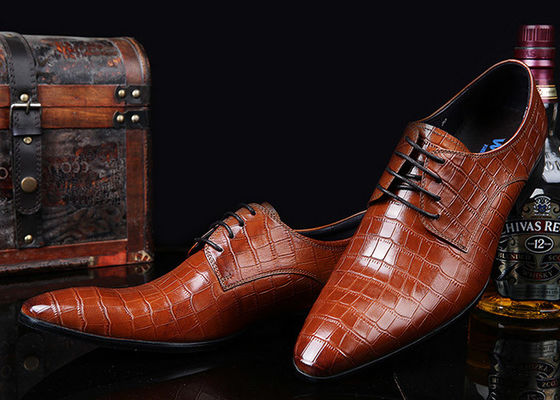 Thiết kế nổi bật Mens Patent giày da giày giày giày đen