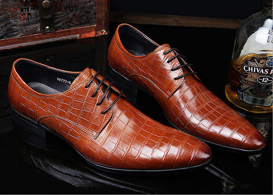 Thiết kế nổi bật Mens Patent giày da giày giày giày đen