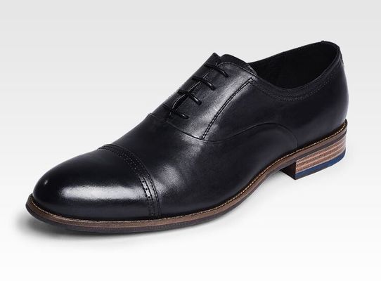 Bàn chân tròn thời trang đàn ông giày, dây chuyền lên OEM màu nâu đậm Oxford giày