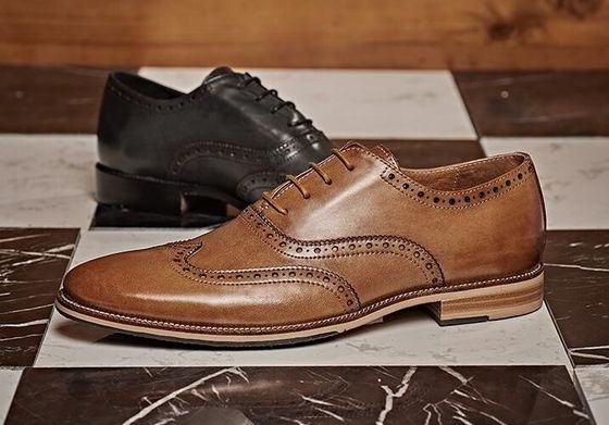 Đồ cưới tùy chỉnh của nam giới giày làm bằng tay Full Grain Da Goodyear giày Welted