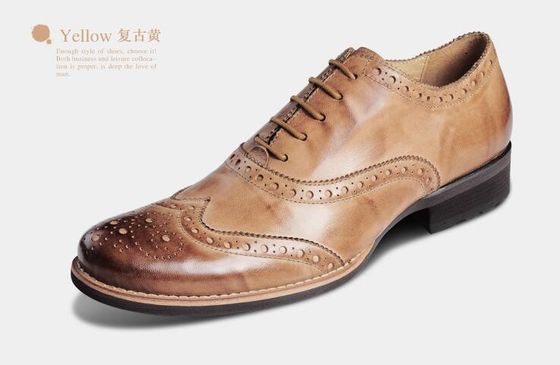 Giày mềm của đàn ông Casual kích thước bình thường Da nâu Brogue giày thể thao
