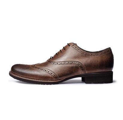 Giày mềm của đàn ông Casual kích thước bình thường Da nâu Brogue giày thể thao
