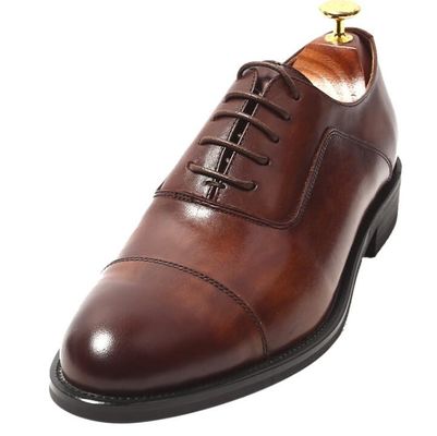 Đơn giản Toe Mens màu nâu dây chuyền lên váy giày kích thước tùy chỉnh với kết thúc da sáp