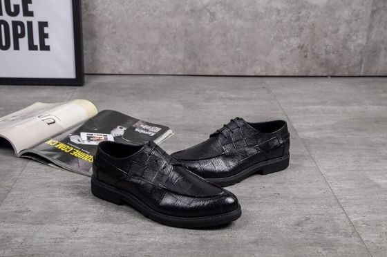 Đen Slip trên Round Toe Đàn ông trang phục trang trọng Giày mùa xuân / mùa thu thoải mái
