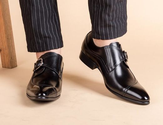 Round Toe Đen Derby Đàn ông giày da với Buckle banquet Oxford