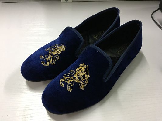 Chất liệu bền Mens Velvet Loafers Round Toe Mens Blue Suede Slip On Shoes