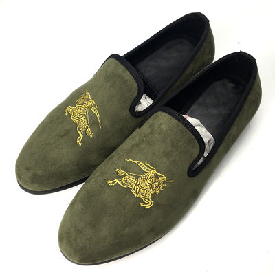 Quân đội màu xanh lá cây Đàn ông Velvet Loafers Đàn ông Hít vào Giày mùa hè