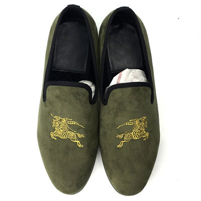 Quân đội màu xanh lá cây Đàn ông Velvet Loafers Đàn ông Hít vào Giày mùa hè
