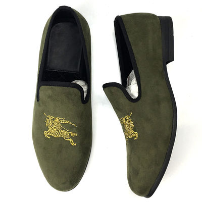 Quân đội màu xanh lá cây Đàn ông Velvet Loafers Đàn ông Hít vào Giày mùa hè