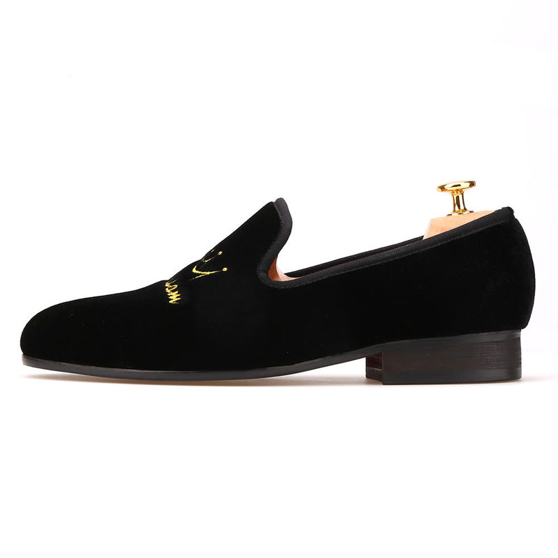 Đỏ Bottom Mens Velvet Loafers cao su Outsole Màu tùy chỉnh cho doanh nghiệp