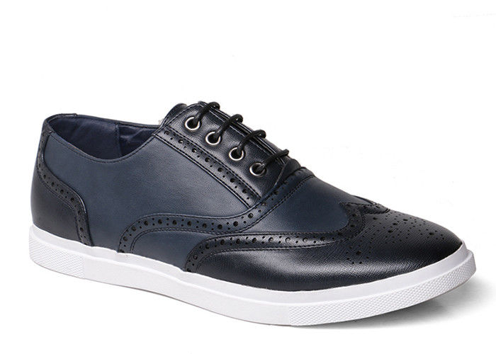 Chơi thoải mái Mens Lace Up Sneakers Đen PU Lacing Mens Giày da Brogue Sneakers