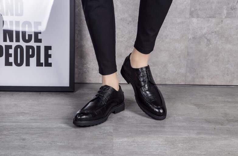 Đen Slip trên Round Toe Đàn ông trang phục trang trọng Giày mùa xuân / mùa thu thoải mái